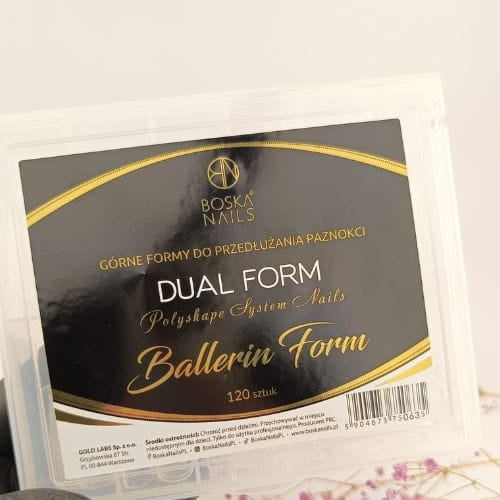Dual Form Ballerin